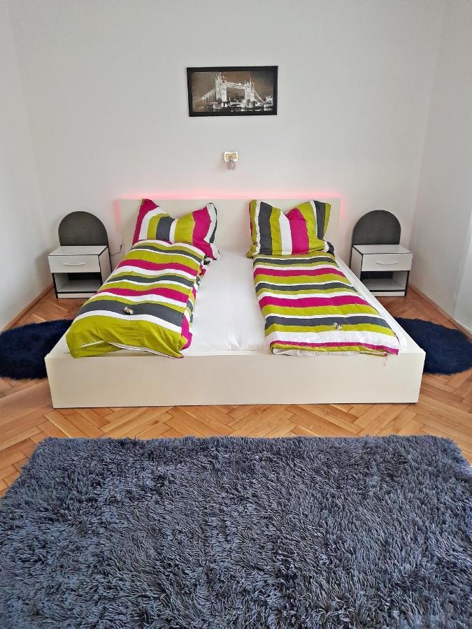 Apartament Pecs Park Zewnętrze zdjęcie