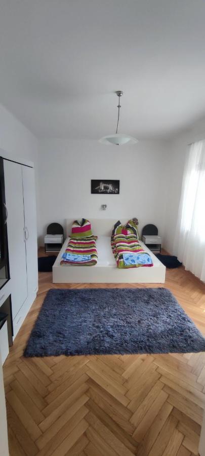 Apartament Pecs Park Zewnętrze zdjęcie