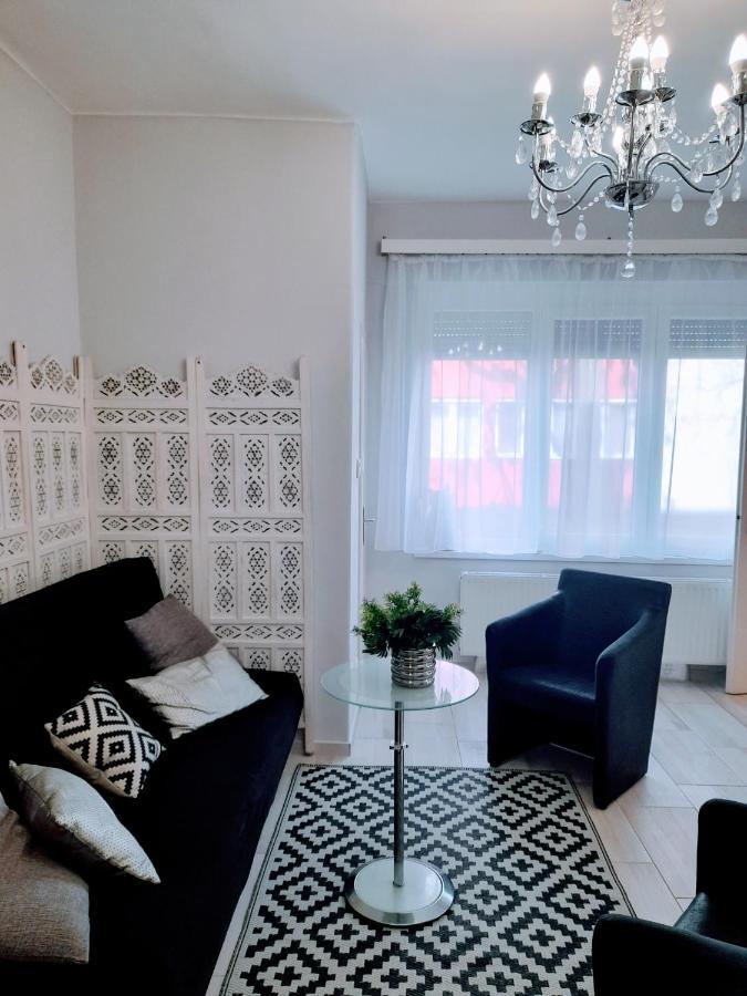 Apartament Pecs Park Zewnętrze zdjęcie